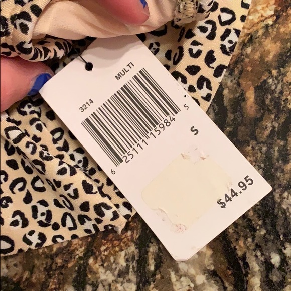 Swimsuit - Picture 3 of 6